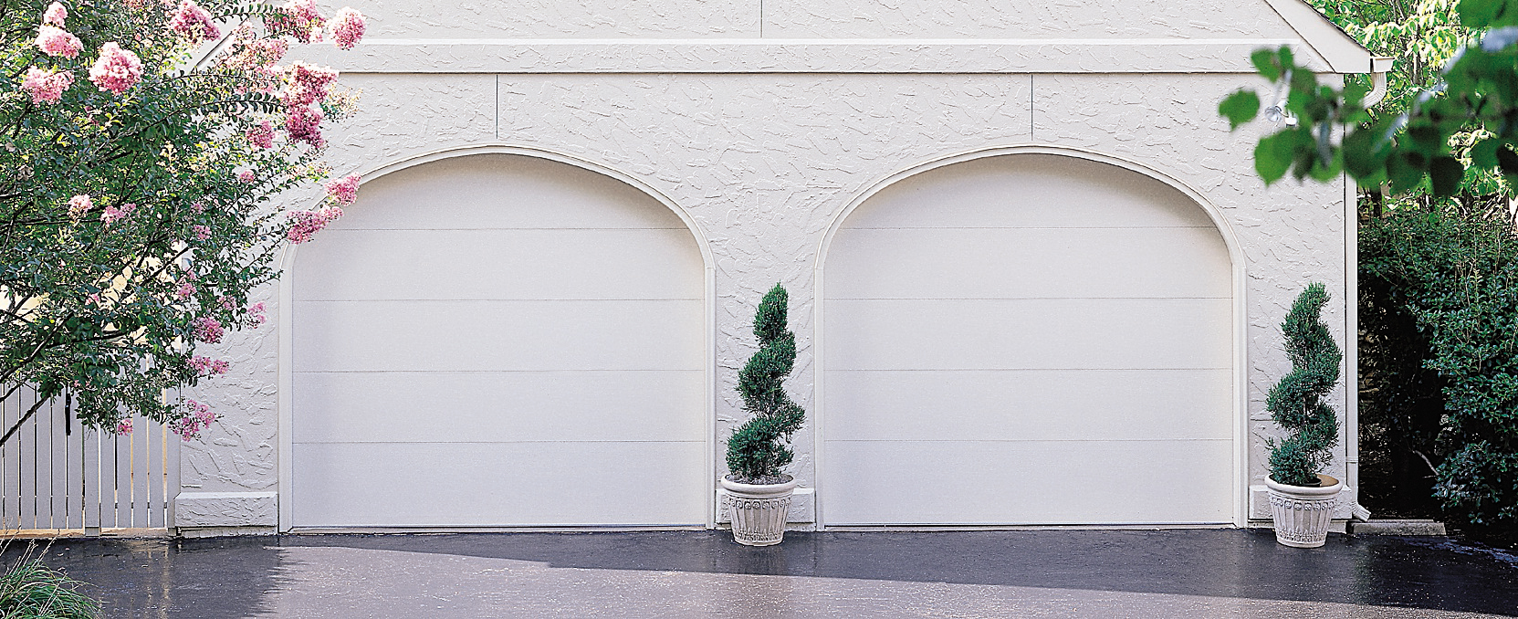 H Flush Panel Closed True White Steel Single Garage Door