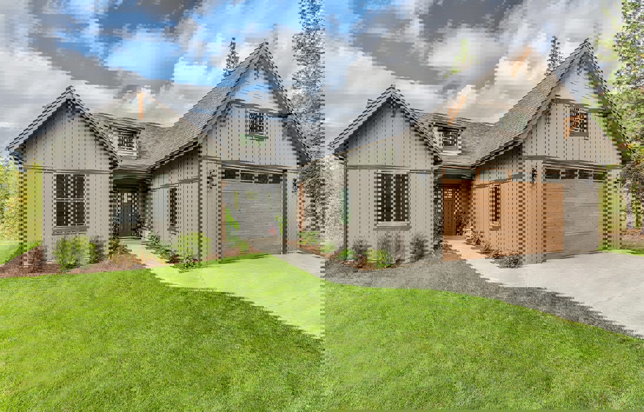 Modern Steel Plank Natural 02 V1R2 Scaled