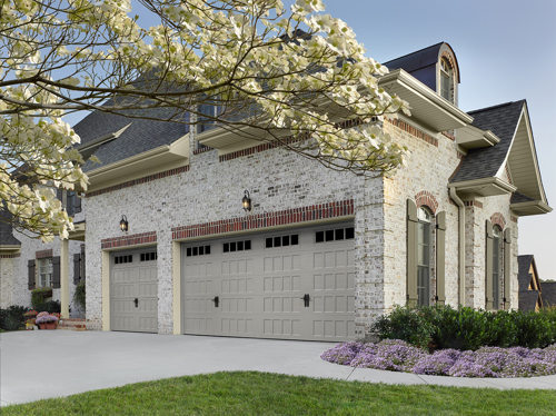 Professional garage door repair service in Florida